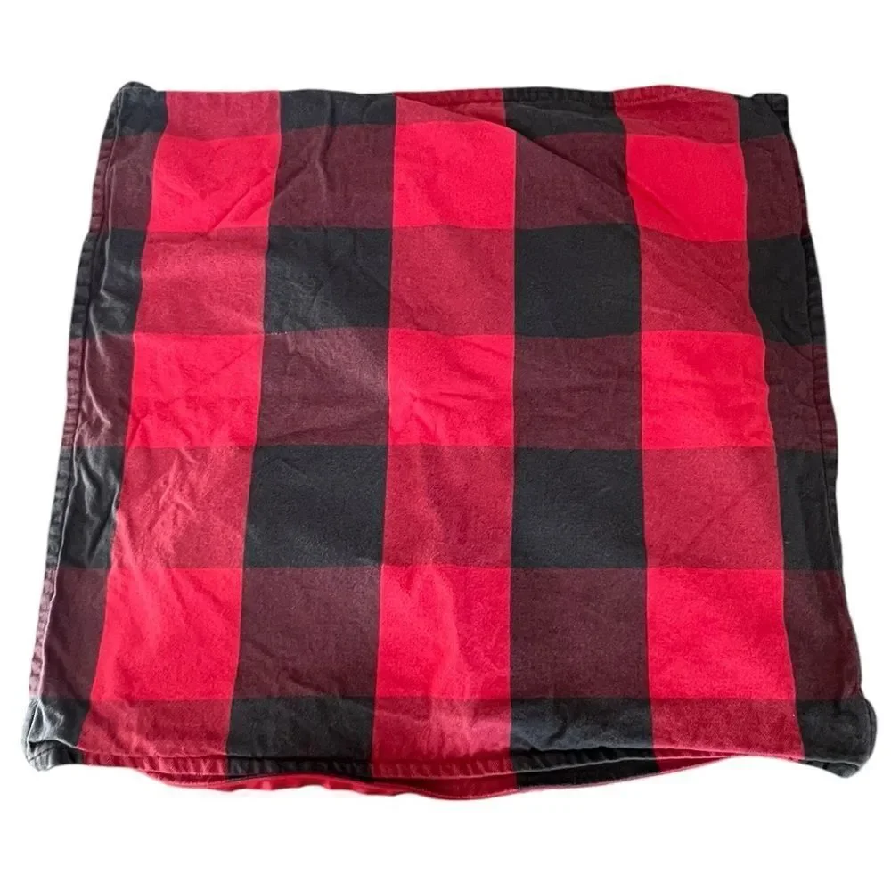 Pottery Barn Pillowcases - 24x24 Inches - Set of 4 -Buffalo Plaid - 100% Cotton